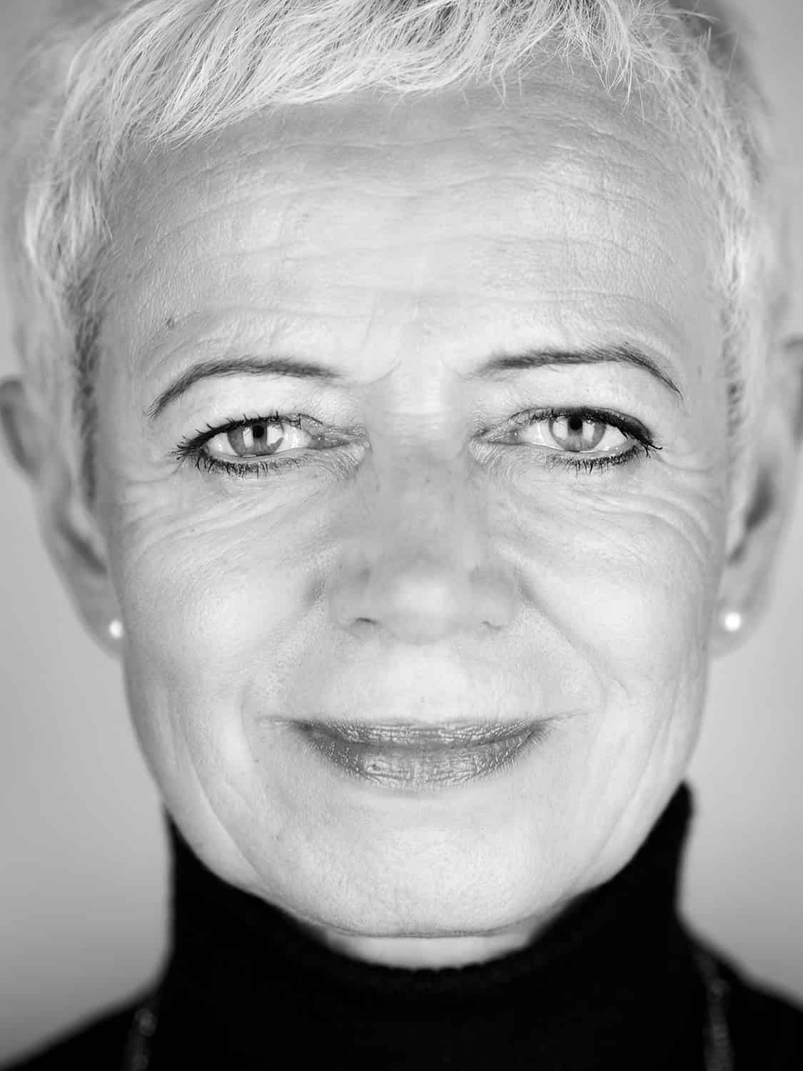 portrait noir et blanc femme © francois nussbaumer